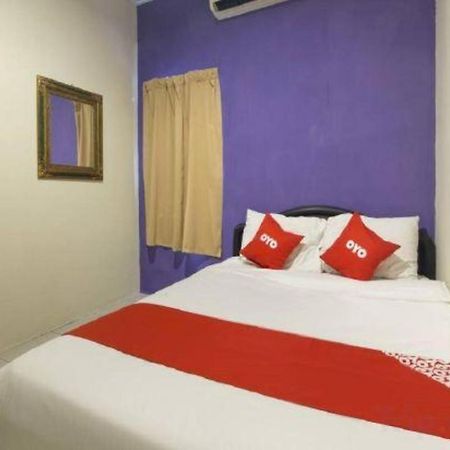 Oyo 44100 Hotel Casavilla Petaling Dzsaja Kültér fotó