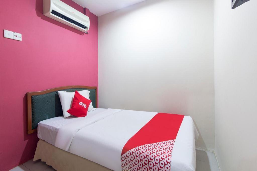 Oyo 44100 Hotel Casavilla Petaling Dzsaja Kültér fotó
