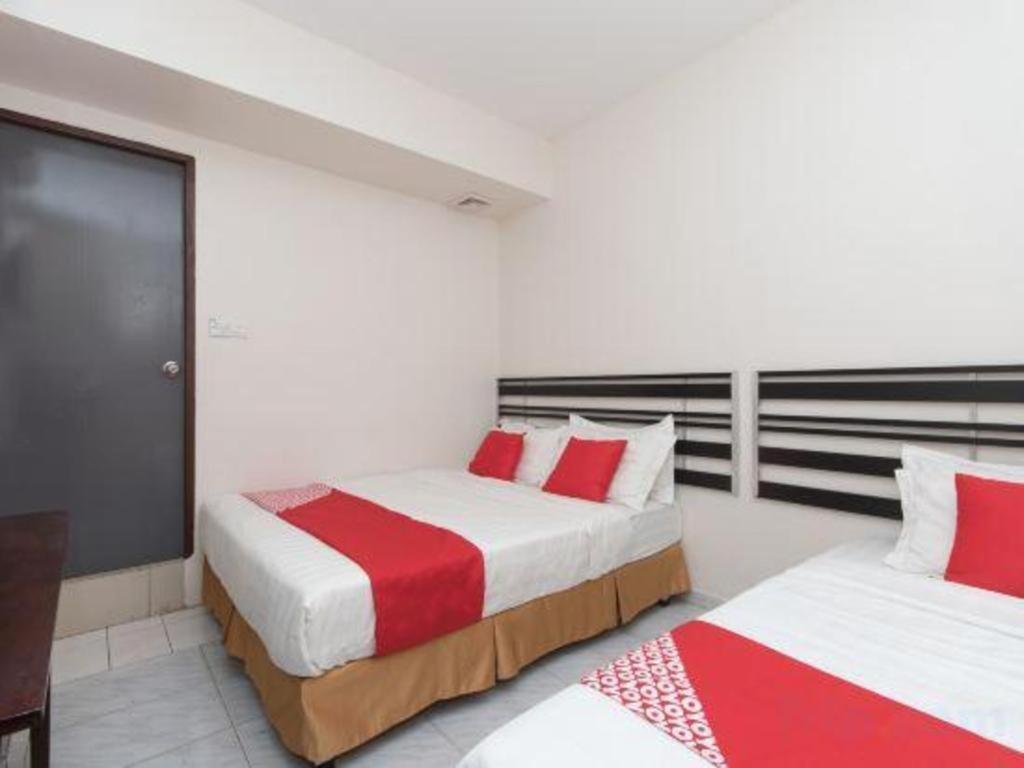 Oyo 44100 Hotel Casavilla Petaling Dzsaja Kültér fotó