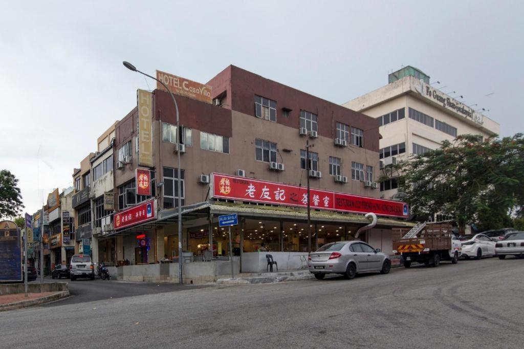 Oyo 44100 Hotel Casavilla Petaling Dzsaja Kültér fotó