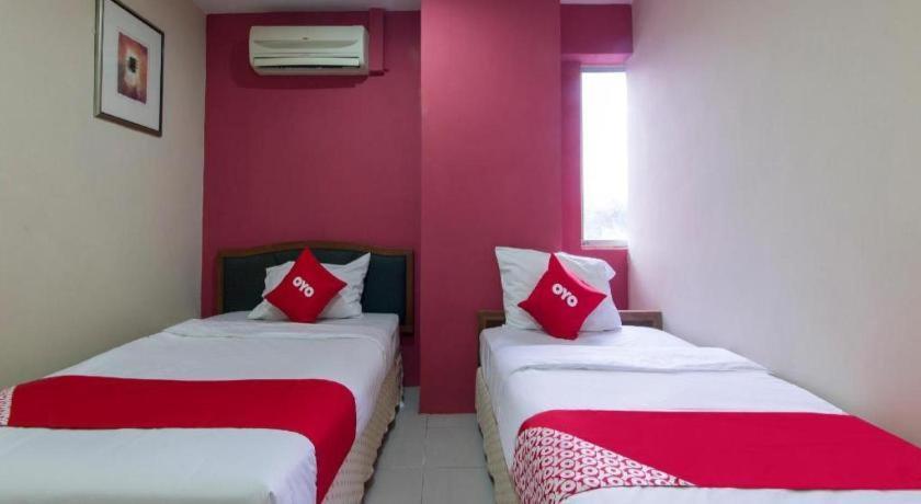 Oyo 44100 Hotel Casavilla Petaling Dzsaja Kültér fotó