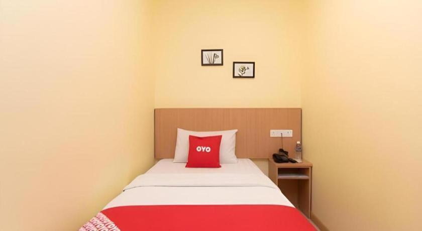 Oyo 44100 Hotel Casavilla Petaling Dzsaja Kültér fotó