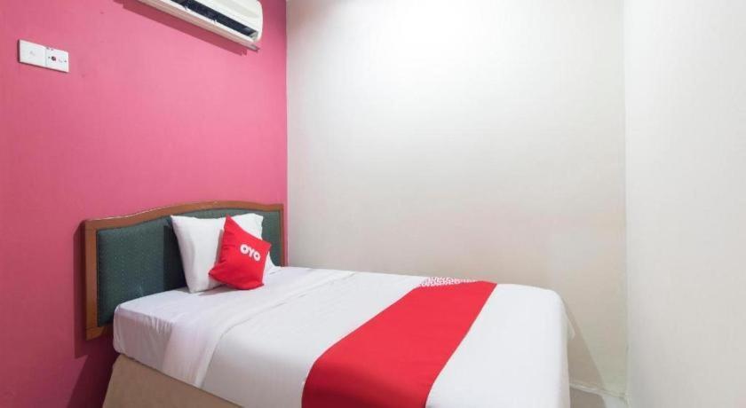 Oyo 44100 Hotel Casavilla Petaling Dzsaja Kültér fotó
