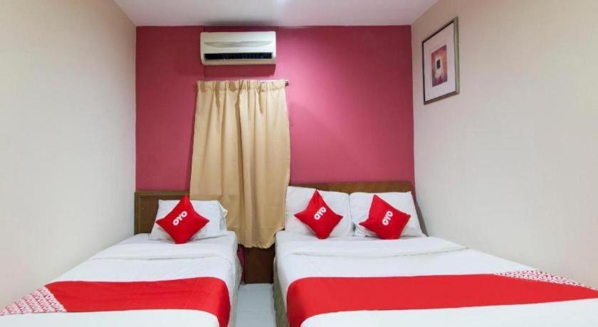Oyo 44100 Hotel Casavilla Petaling Dzsaja Kültér fotó