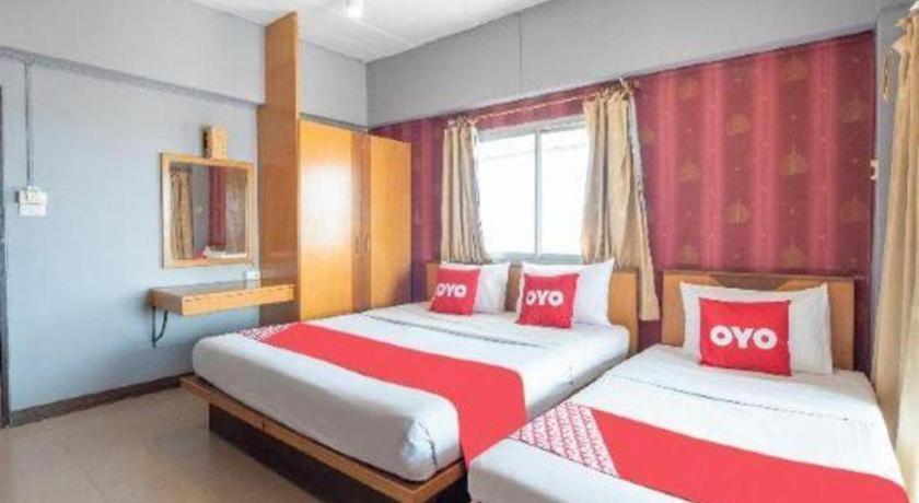 Oyo 44100 Hotel Casavilla Petaling Dzsaja Kültér fotó